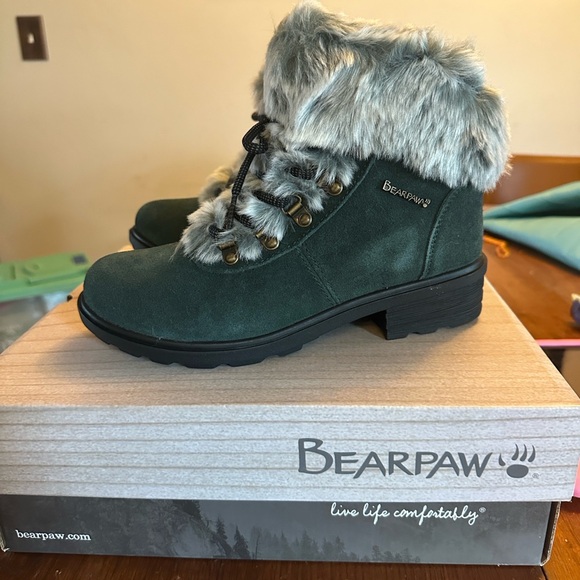 BearPaw Green Boots with Fur Trim - Picture 1 of 8